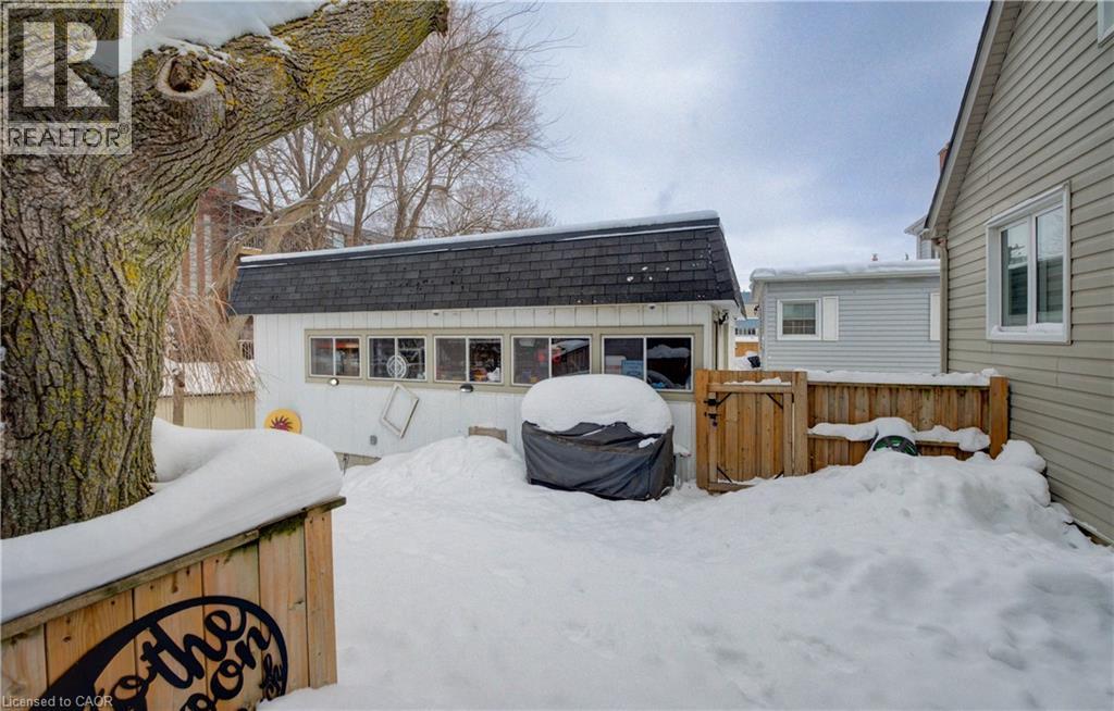 












1170 UNION Street

,
Kitchener,




Ontario
N2H6K2

