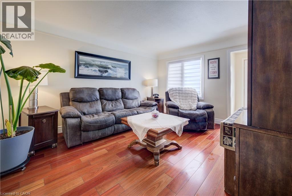 












1170 UNION Street

,
Kitchener,




Ontario
N2H6K2

