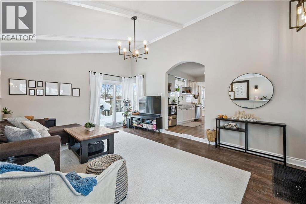 












69 HEIMAN Street

,
Kitchener,




Ontario
N2M3L8

