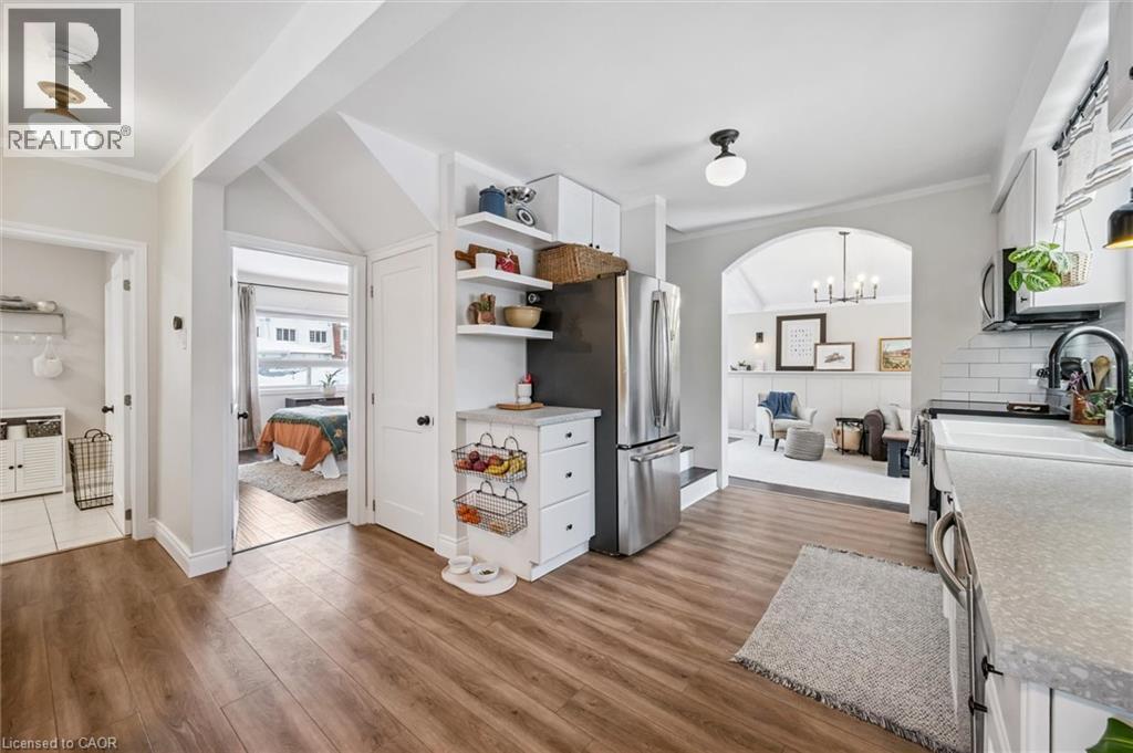 












69 HEIMAN Street

,
Kitchener,




Ontario
N2M3L8

