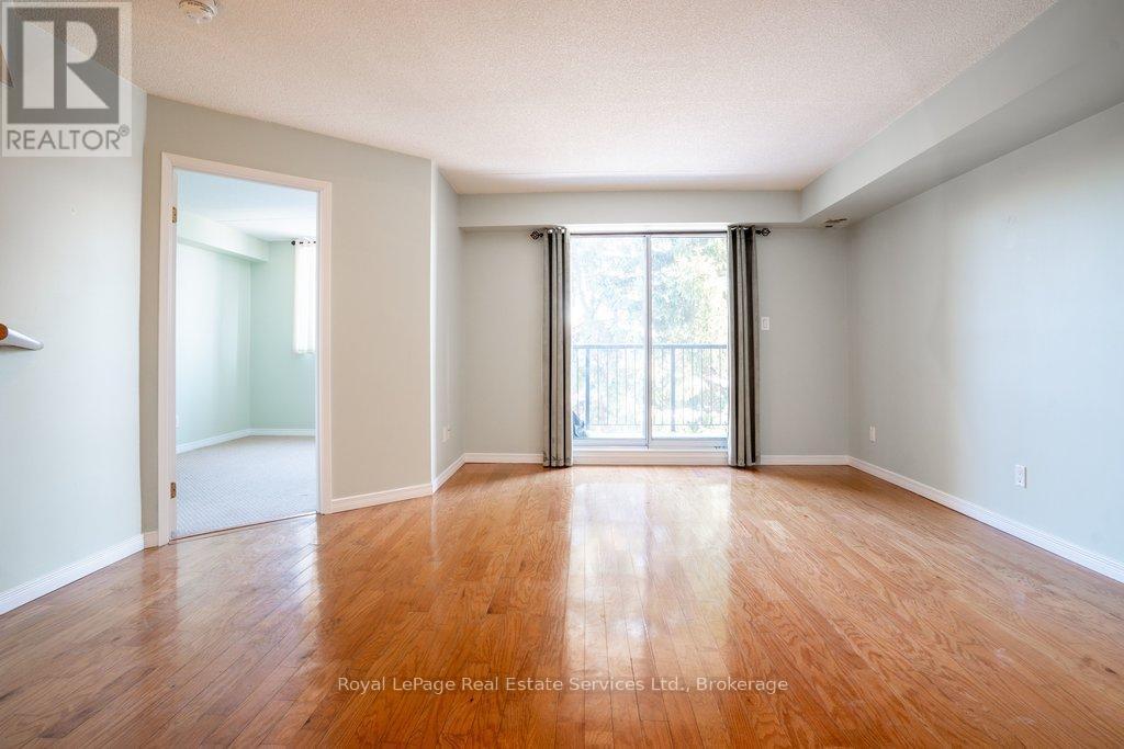 












214 - 3499 UPPER MIDDLE ROAD

,
Burlington (Headon),




Ontario
L7M4M7

