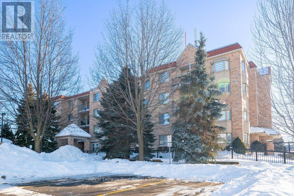 












214 - 3499 UPPER MIDDLE ROAD

,
Burlington (Headon),




Ontario
L7M4M7

