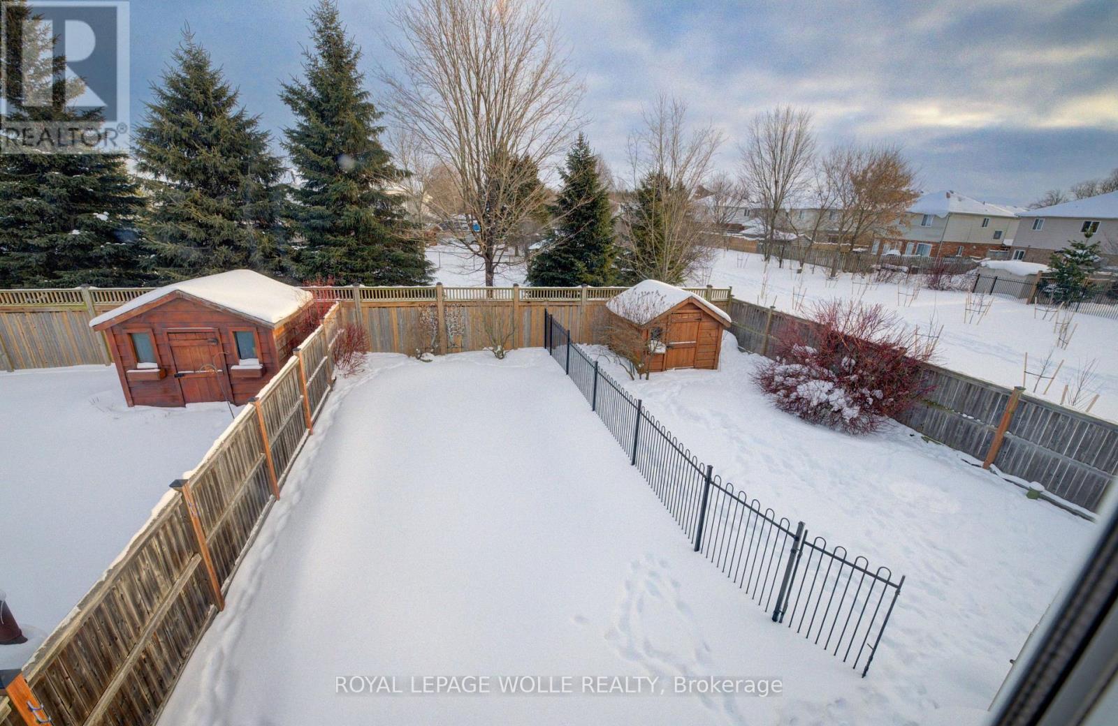 












505 SANDBANKS CRESCENT

,
Waterloo,




Ontario
N2V2J3

