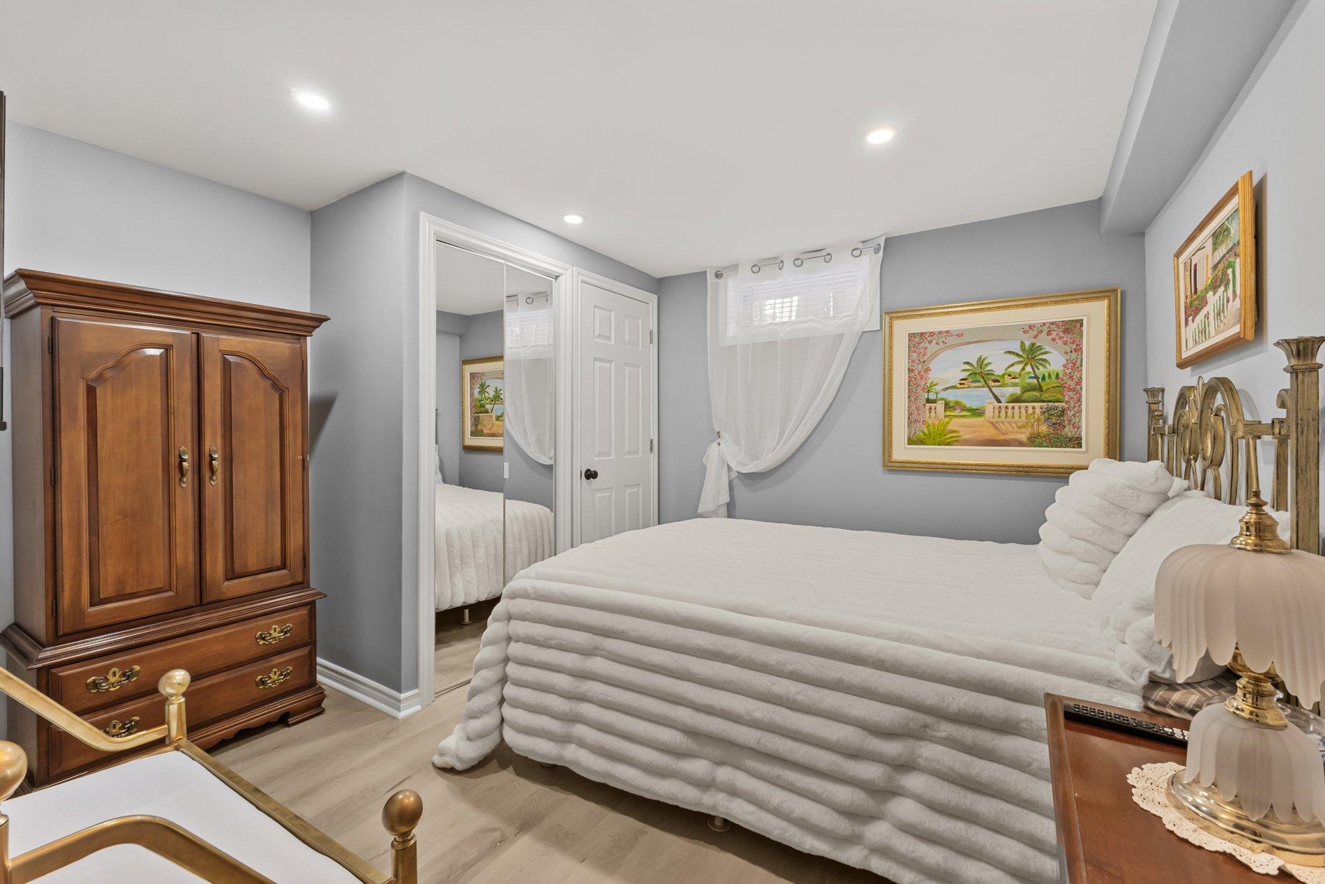 









486


Rue Donatien

,
Laval (Fabreville),




QC
H7P2A5

