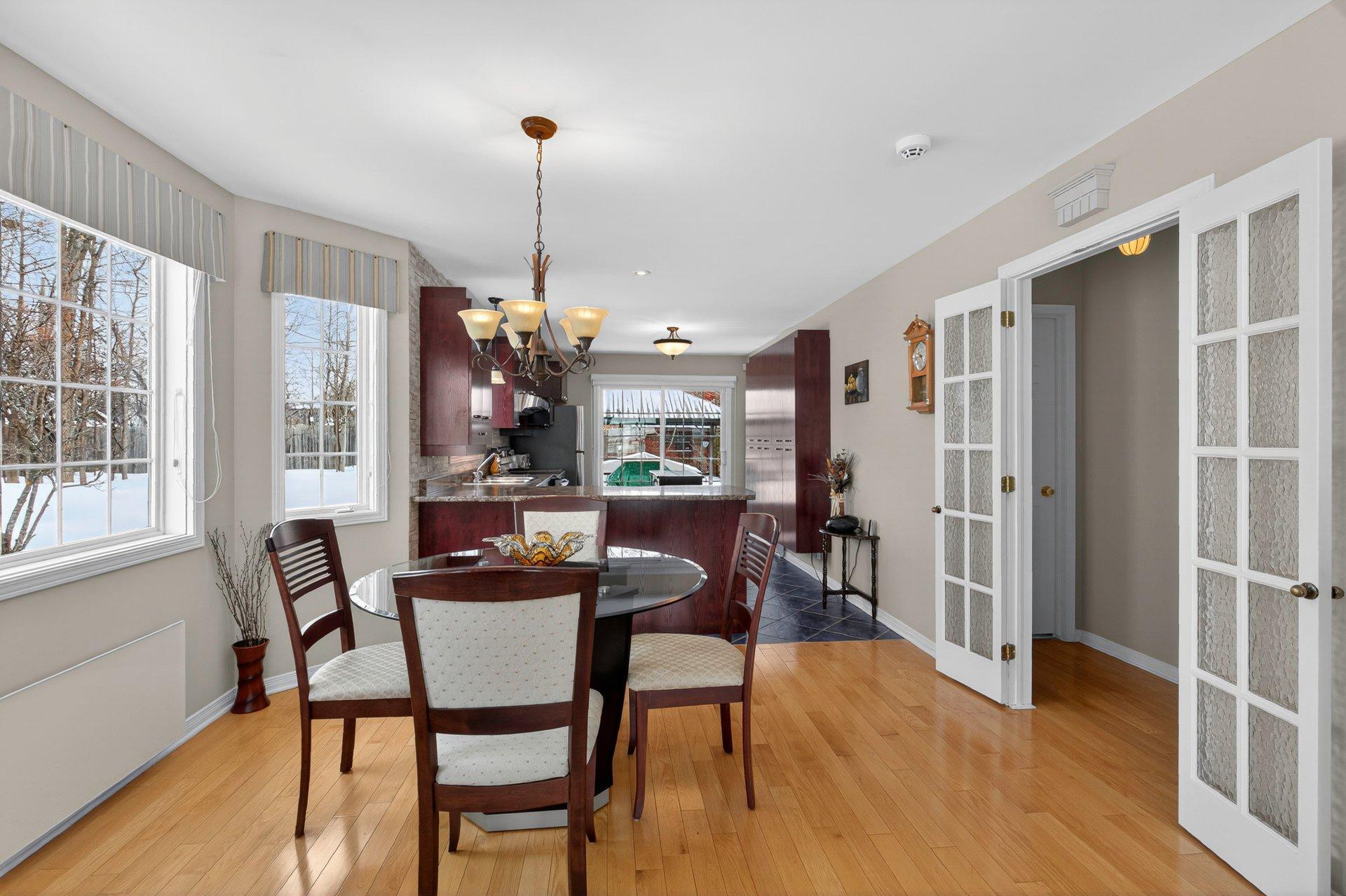 









134


Rue Édouard-Gagnon

,
Gatineau (Aylmer),




QC
J9H7C8

