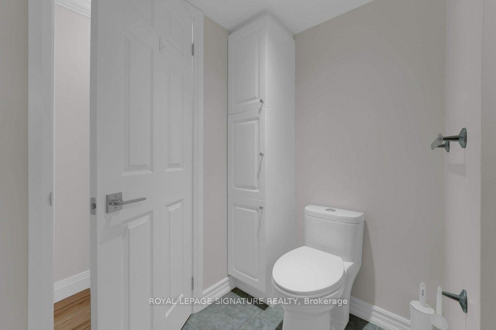 









22


Clarissa

Drive, 1404,
Richmond Hill,




ON
L4C 9R6

