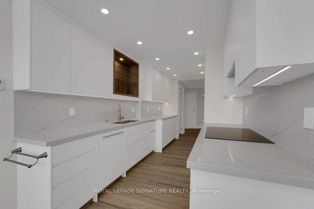 









22


Clarissa

Drive, 1404,
Richmond Hill,




ON
L4C 9R6

