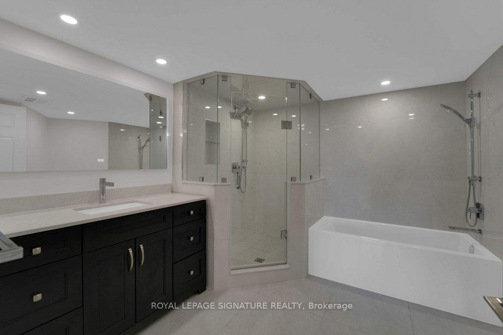 









22


Clarissa

Drive, 1404,
Richmond Hill,




ON
L4C 9R6

