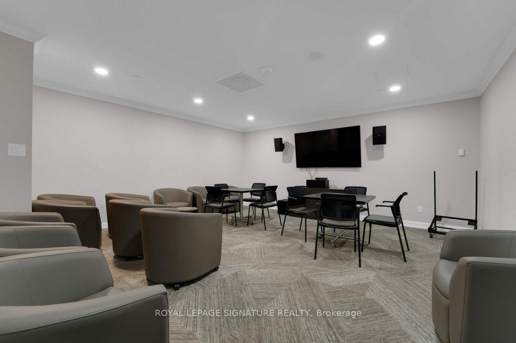 









22


Clarissa

Drive, 1404,
Richmond Hill,




ON
L4C 9R6

