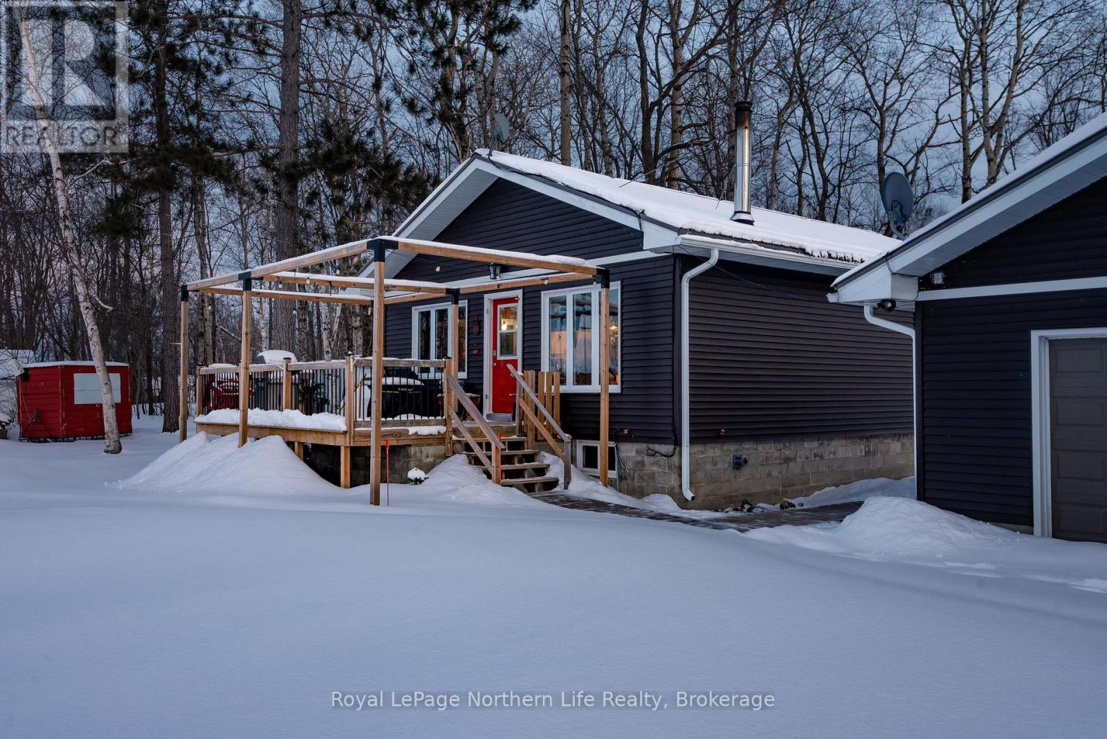 












405 BEAR CREEK ROAD

,
Nipissing,




Ontario
P0H1H0

