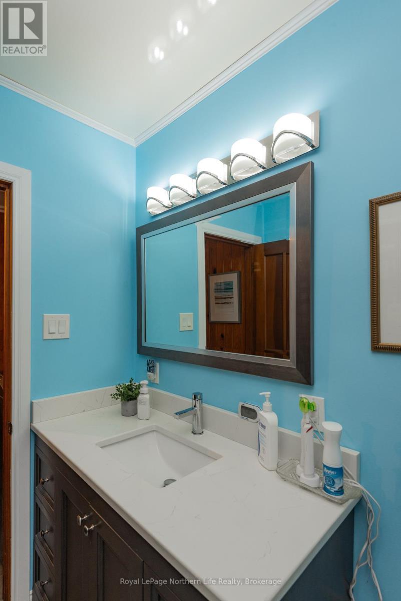 












405 BEAR CREEK ROAD

,
Nipissing,




Ontario
P0H1H0

