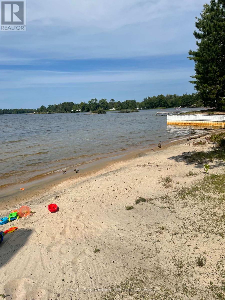 












405 BEAR CREEK ROAD

,
Nipissing,




Ontario
P0H1H0

