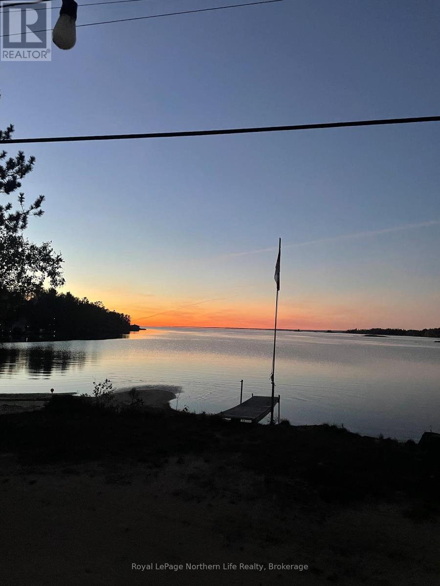 












405 BEAR CREEK ROAD

,
Nipissing,




Ontario
P0H1H0

