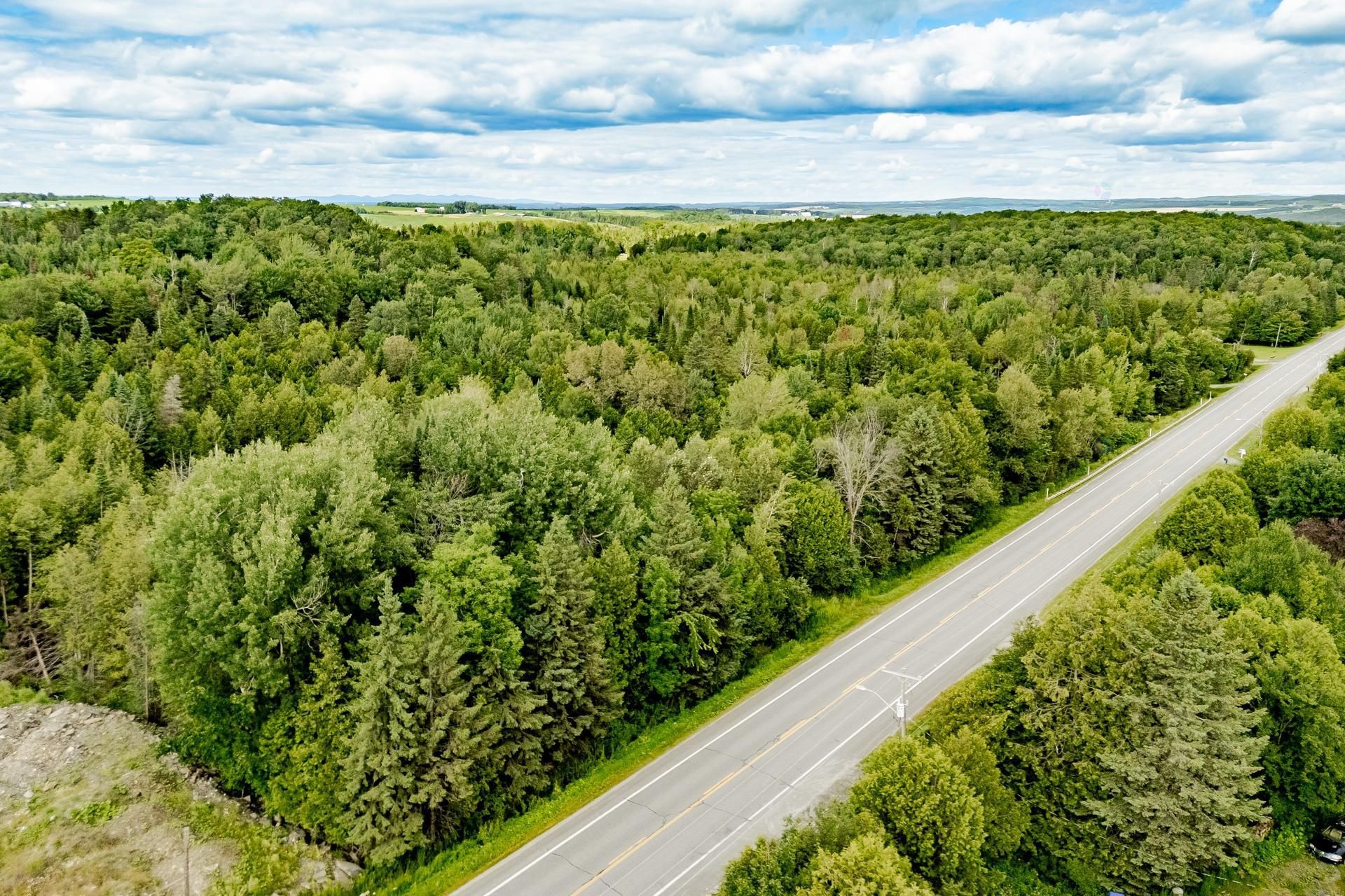 












Route 141

,
Coaticook,







QC
J1A2S5

