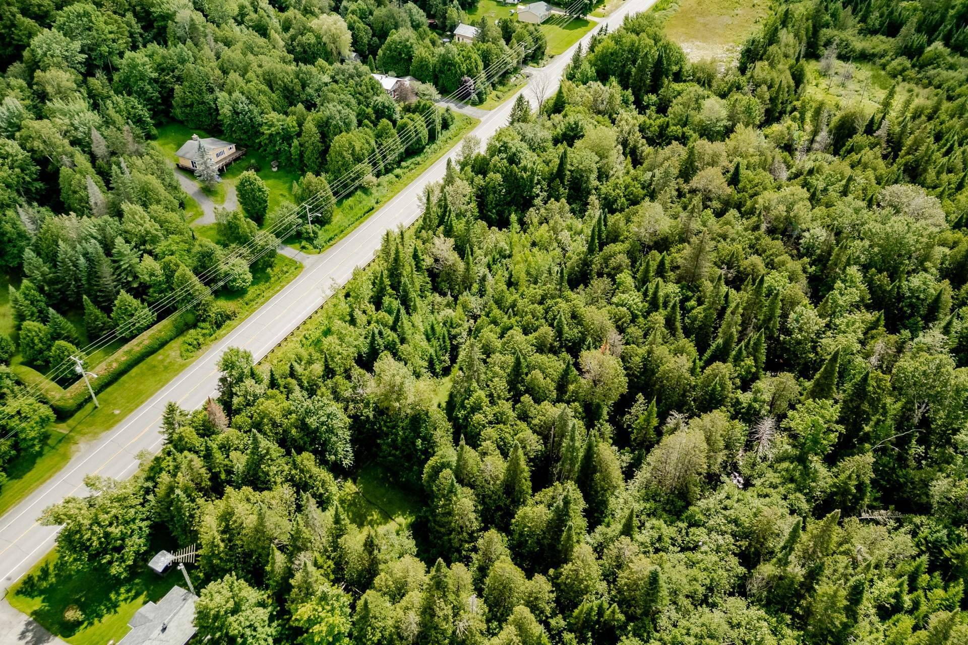 












Route 141

,
Coaticook,







QC
J1A2S5

