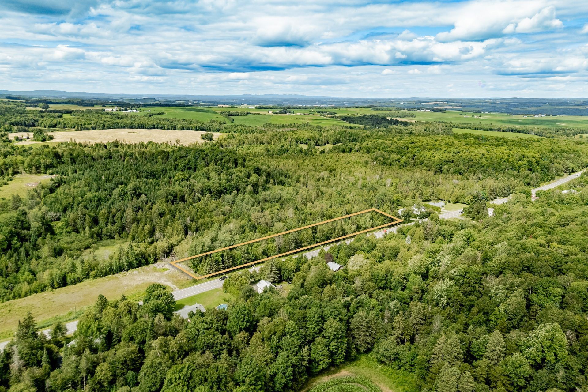 












Route 141

,
Coaticook,







QC
J1A2S5

