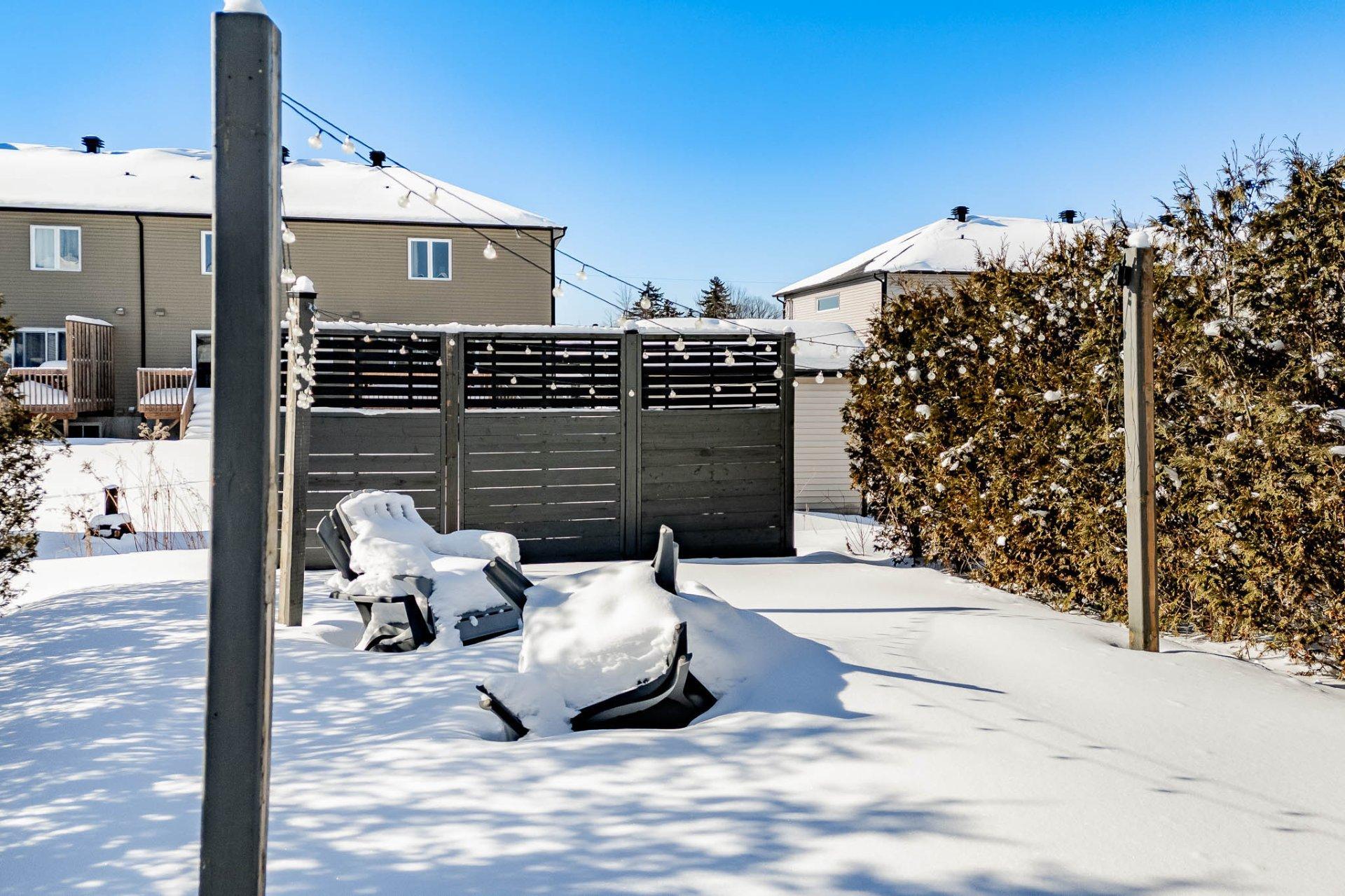 









3860


Rue Imelda-Lefebvre

,
Sherbrooke (Brompton/Rock Forest/Saint-Élie/Deauville),




QC
J1N1B2

