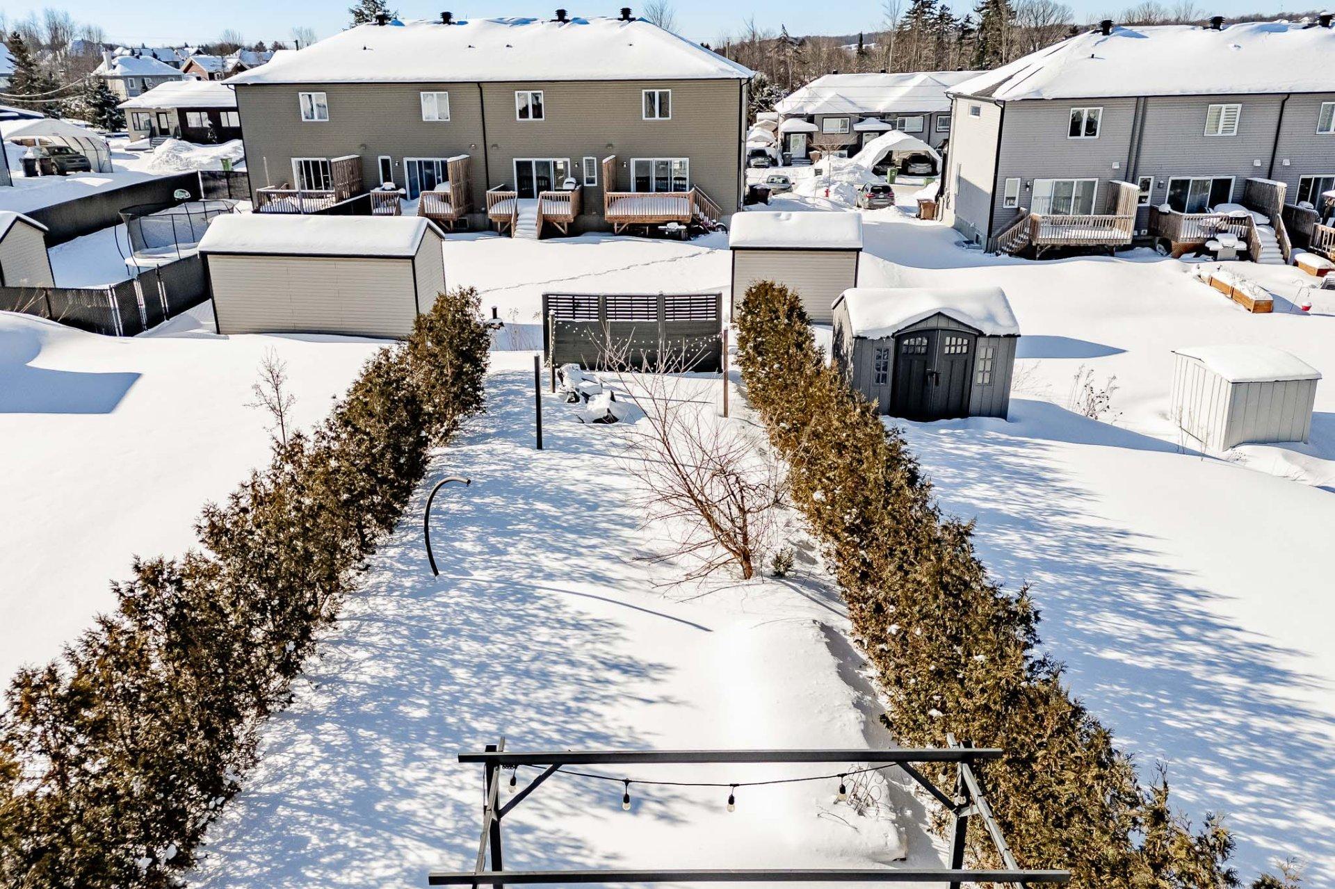 









3860


Rue Imelda-Lefebvre

,
Sherbrooke (Brompton/Rock Forest/Saint-Élie/Deauville),




QC
J1N1B2

