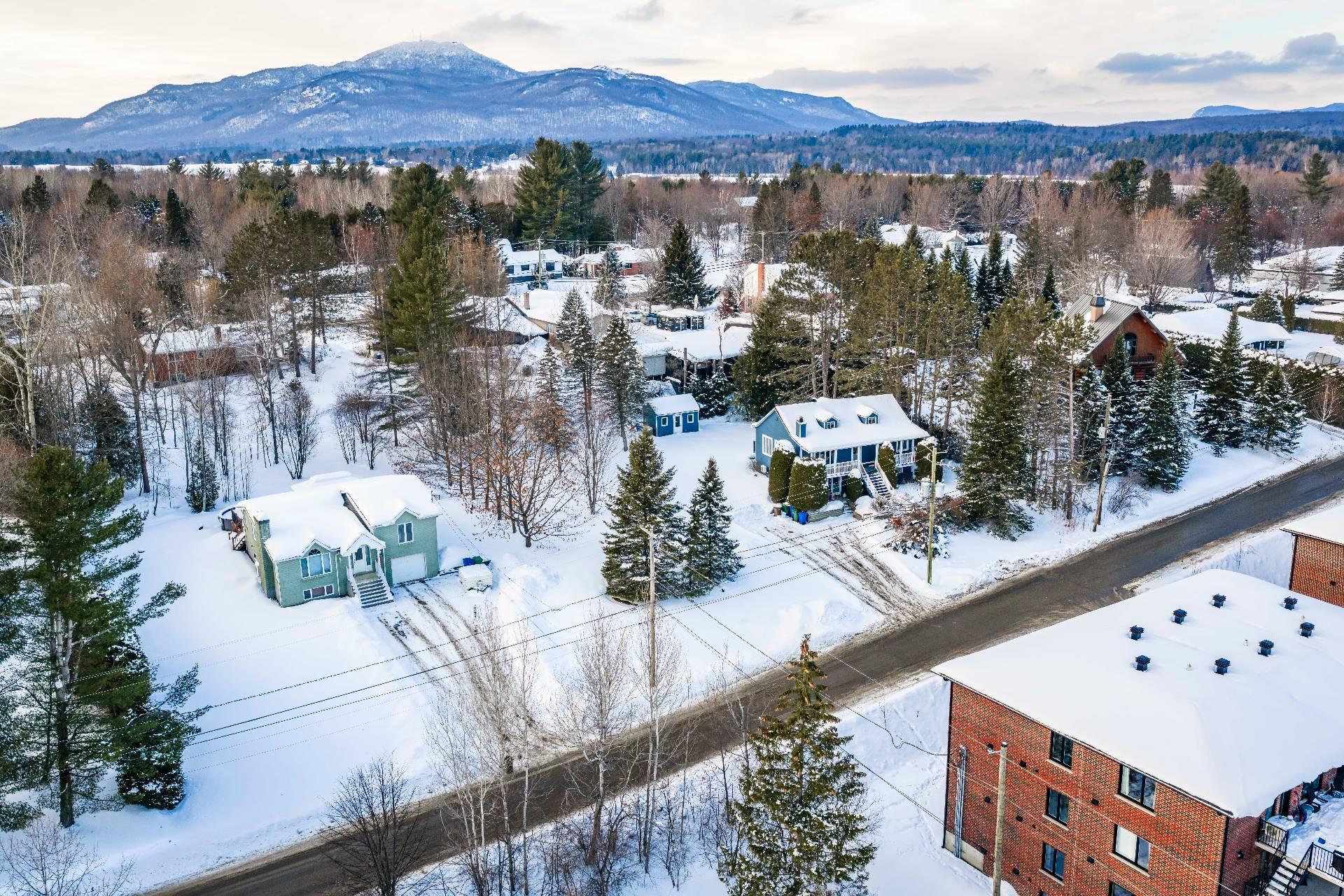 












Rue Lévesque

,
Magog,







QC
J1X5T6

