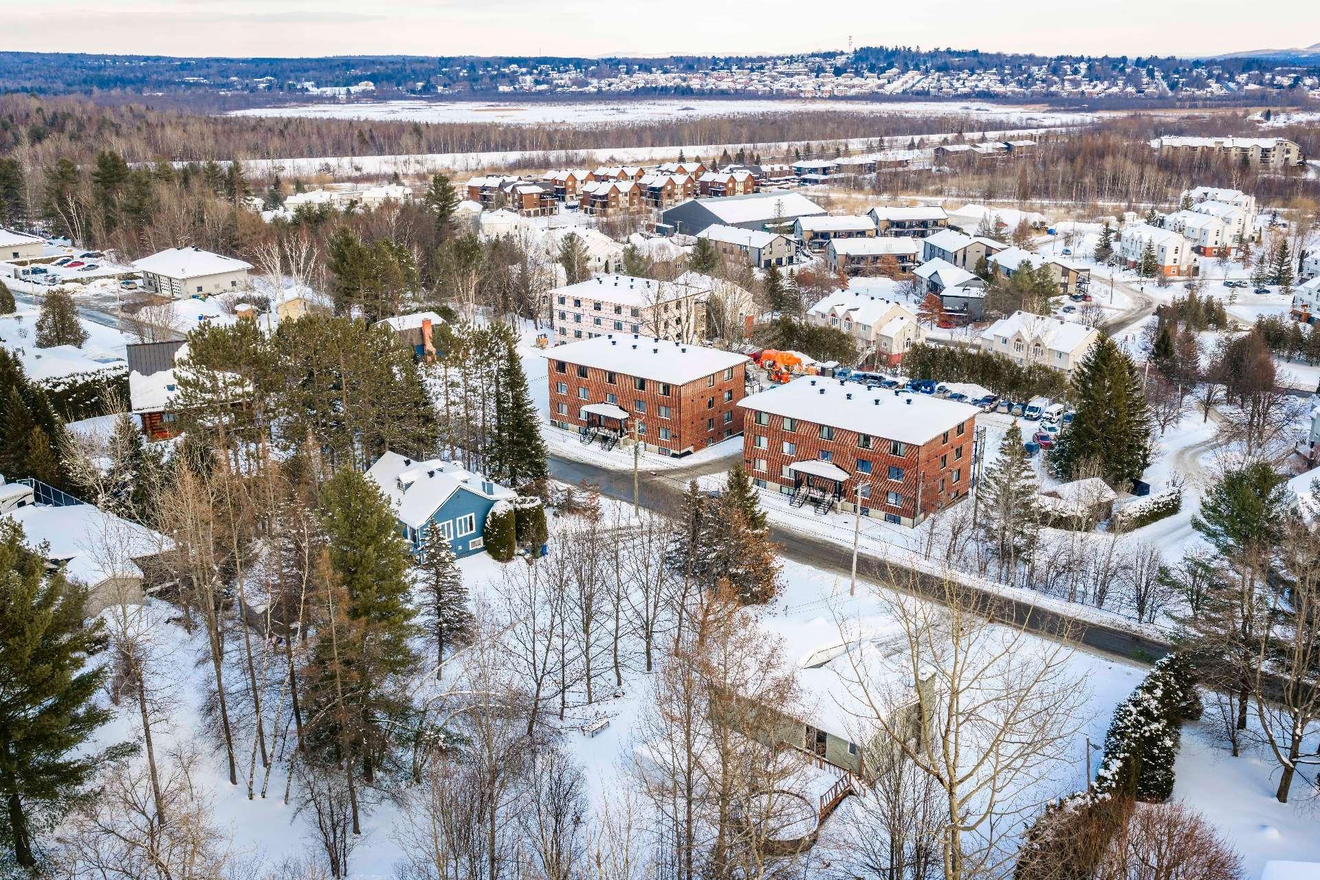 












Rue Lévesque

,
Magog,







QC
J1X5T6

