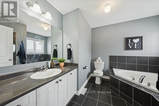 












167 ASH STREET

,
Scugog (Port Perry),




Ontario
L9L0B1

