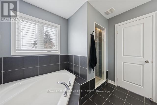 












167 ASH STREET

,
Scugog (Port Perry),




Ontario
L9L0B1

