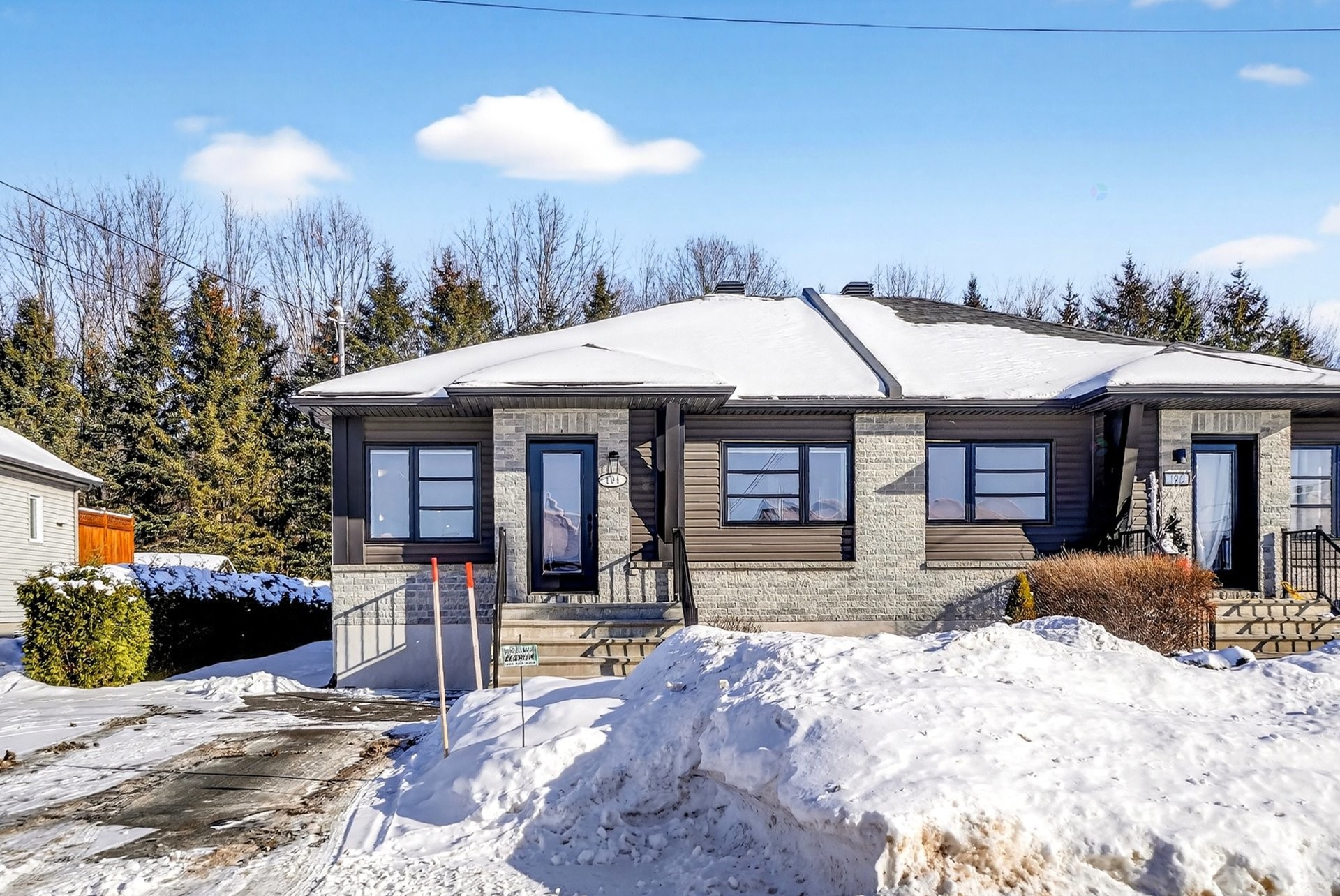 









194


Rue Cuthbert

,
Berthierville,




QC
J0K1A0

