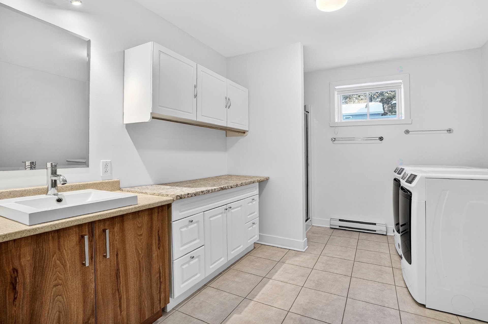 









194


Rue Cuthbert

,
Berthierville,




QC
J0K1A0

