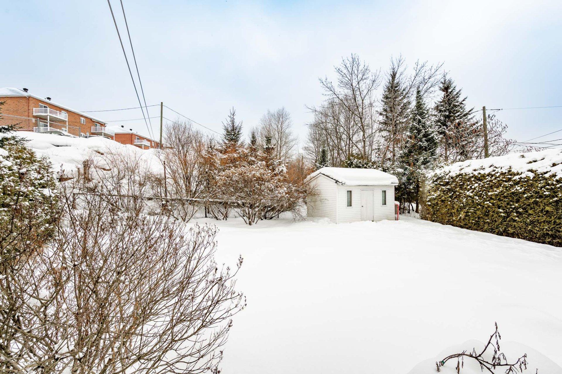









1487


Rue des Roses

,
Sherbrooke (Fleurimont),




QC
J1E4J2

