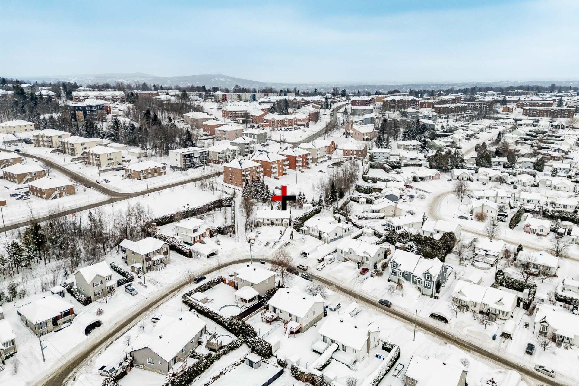 









1487


Rue des Roses

,
Sherbrooke (Fleurimont),




QC
J1E4J2

