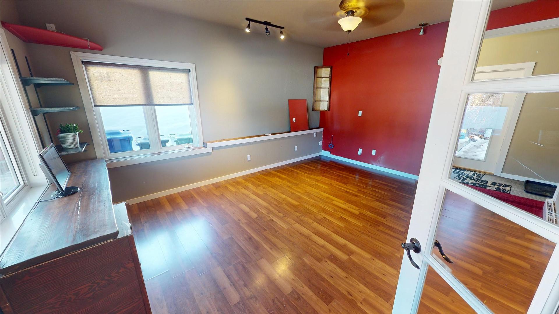 









325


4th

Avenue,
Kimberley,




BC
V1A 2Z2

