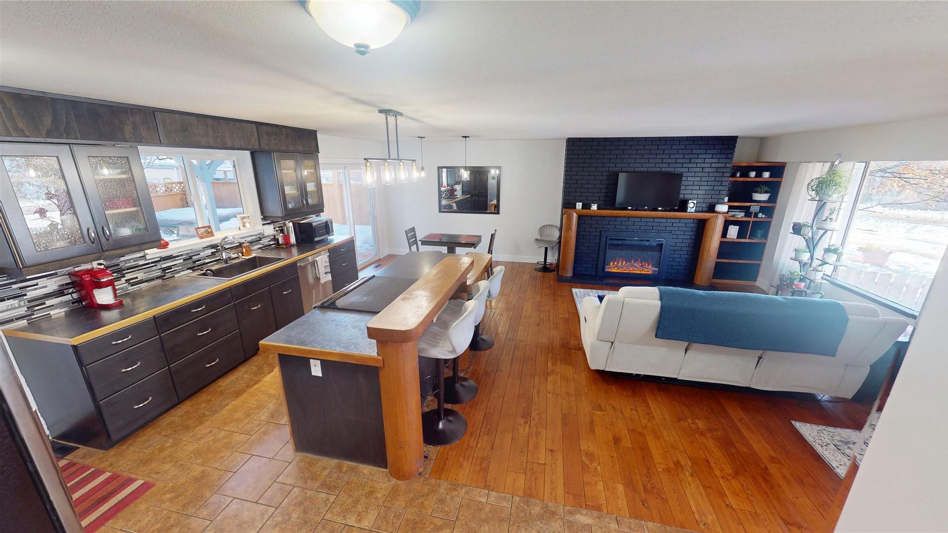 









325


4th

Avenue,
Kimberley,




BC
V1A 2Z2

