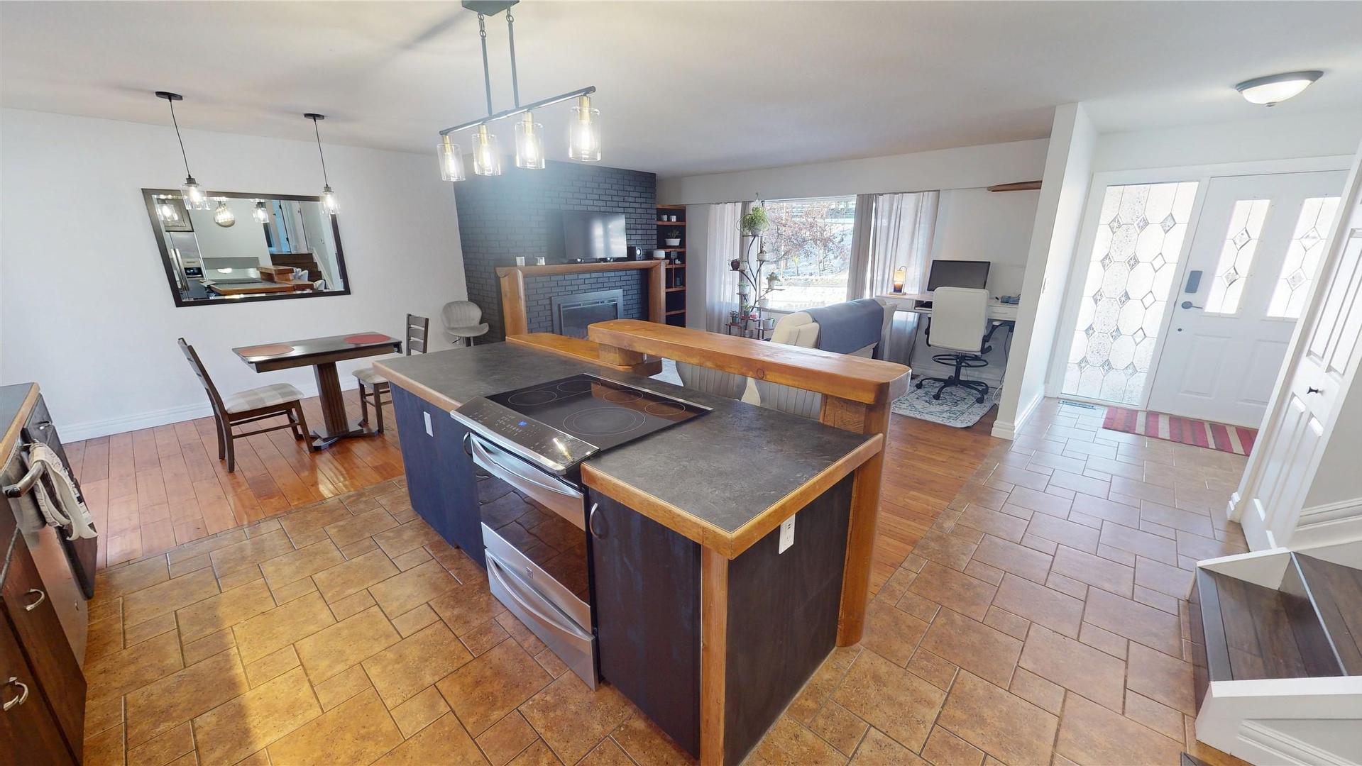 









325


4th

Avenue,
Kimberley,




BC
V1A 2Z2

