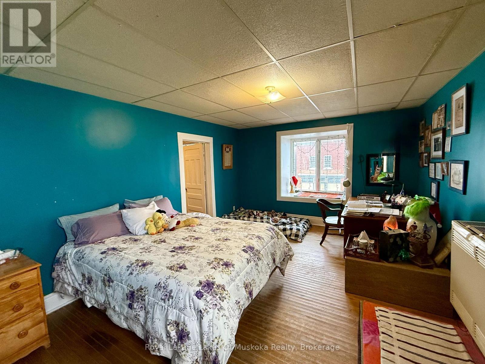 












185 ONTARIO STREET

,
Burk's Falls,




Ontario
P0A1C0

