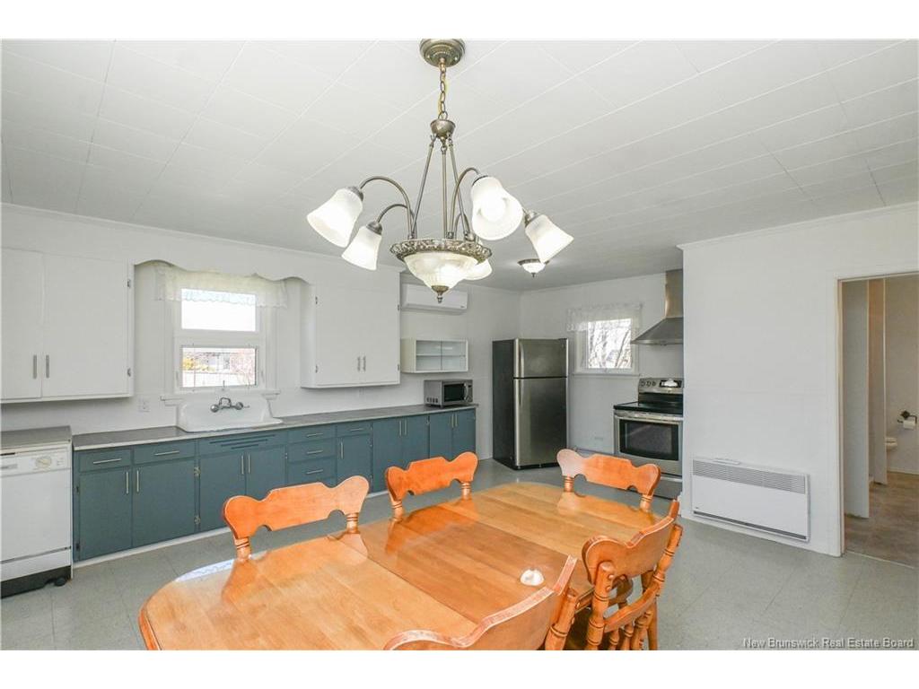 









351


Saint-Pierre E.

BLVD,
Caraquet,




NB
E1W 1B4

