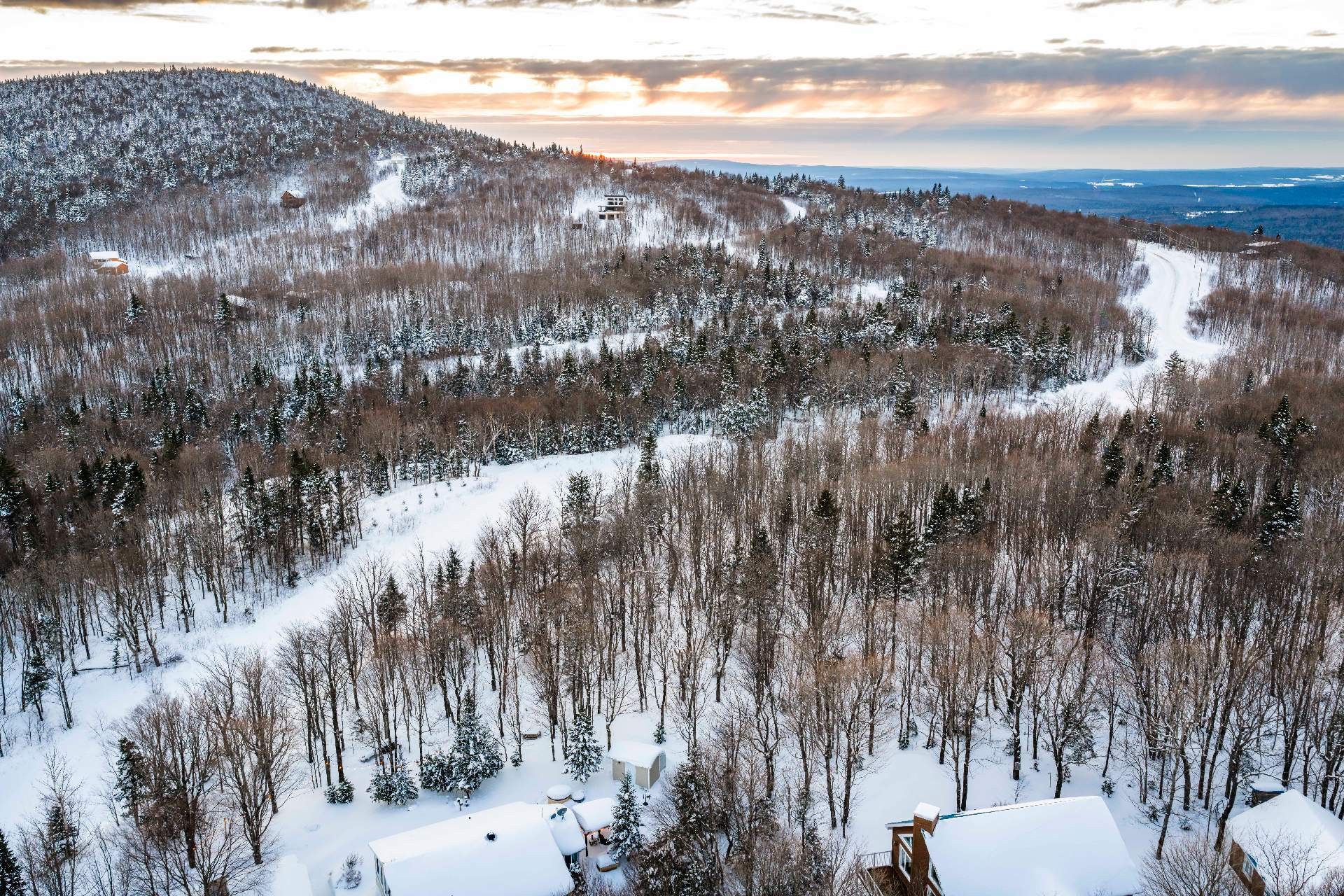 












Ch. Benoît S.

,
Notre-Dame-des-Bois,







QC
J0B2E0

