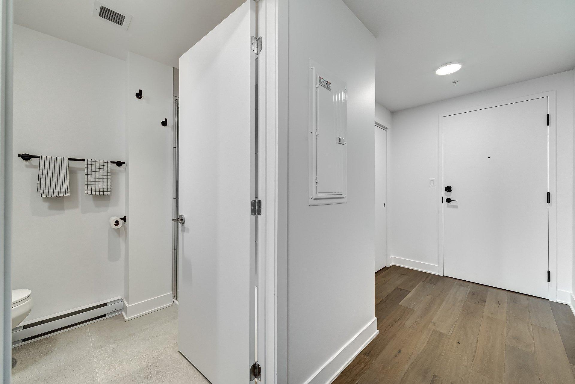 









7227


Boul. Newman

, 620,
Montréal (LaSalle),




QC
H8N0H7

