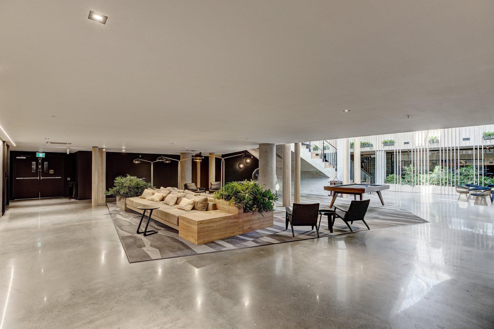 









7227


Boul. Newman

, 620,
Montréal (LaSalle),




QC
H8N0H7

