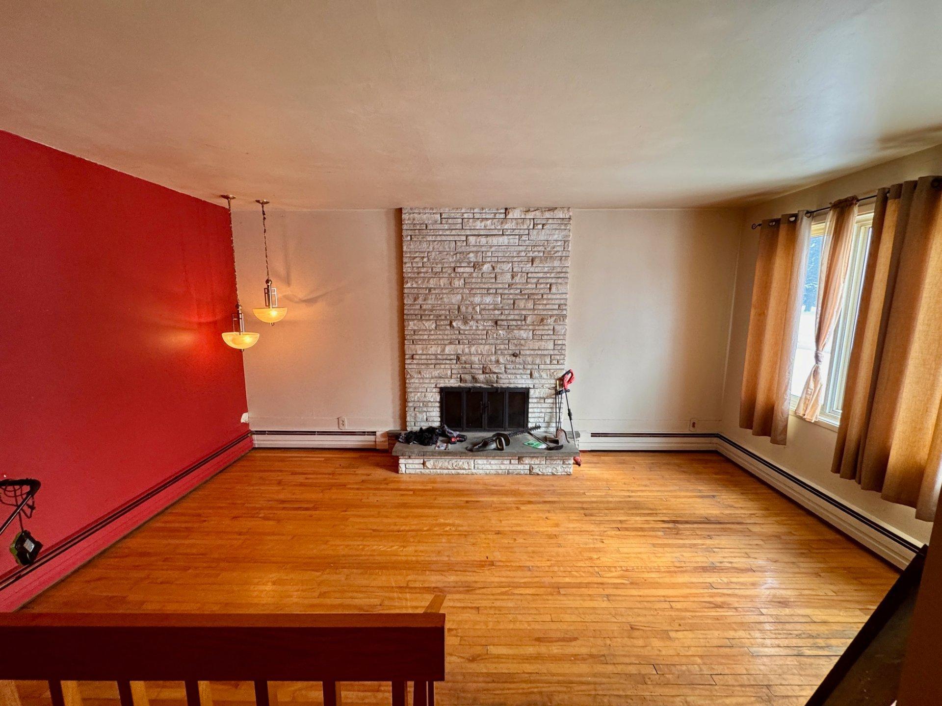 









243


Rue Jacques-Le Tessier

,
Boucherville,




QC
J4B1L2

