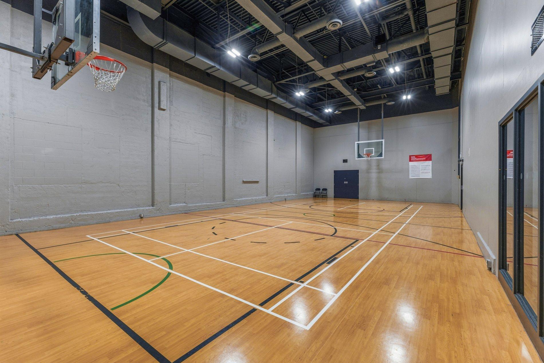 









765


Rue Bourget

, 201,
Montréal (Le Sud-Ouest),




QC
H4C0A5

