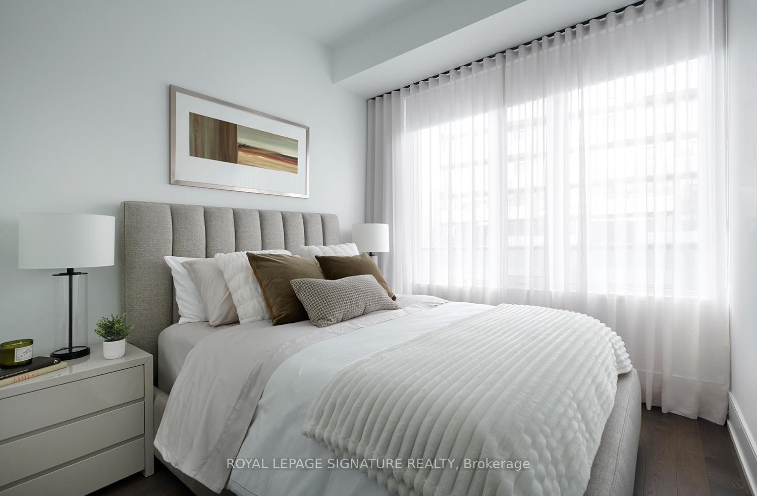 









480


Front

Street West, GPH9,
Toronto,




ON
M5V 0K5

