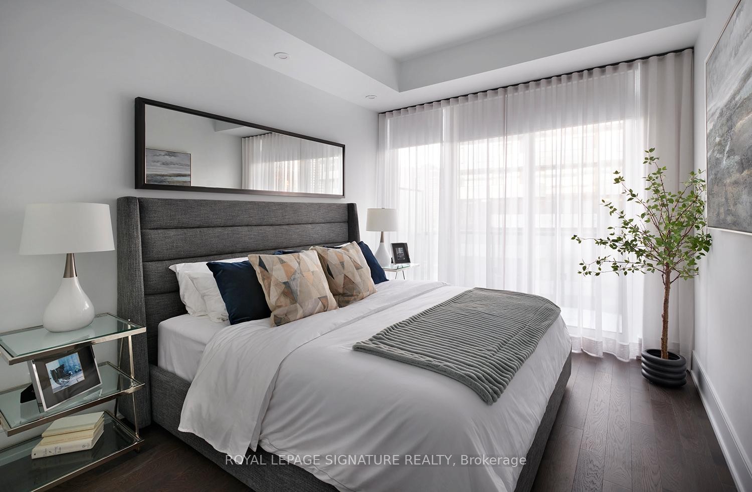 









480


Front

Street West, GPH9,
Toronto,




ON
M5V 0K5

