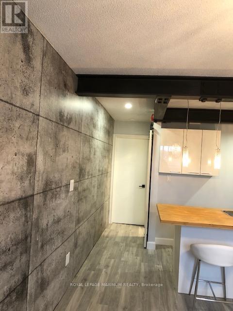 












2 - 1839 DAVENPORT ROAD

,
Toronto,




Ontario
M6N1B8

