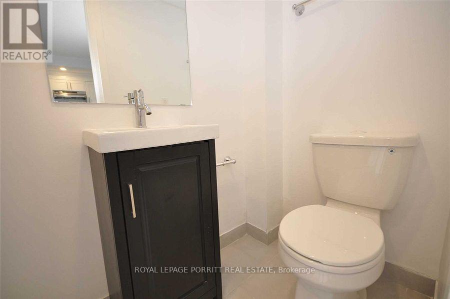 












5 - 3465 LAKE SHORE BOULEVARD W

,
Toronto,




Ontario
M8W1N2

