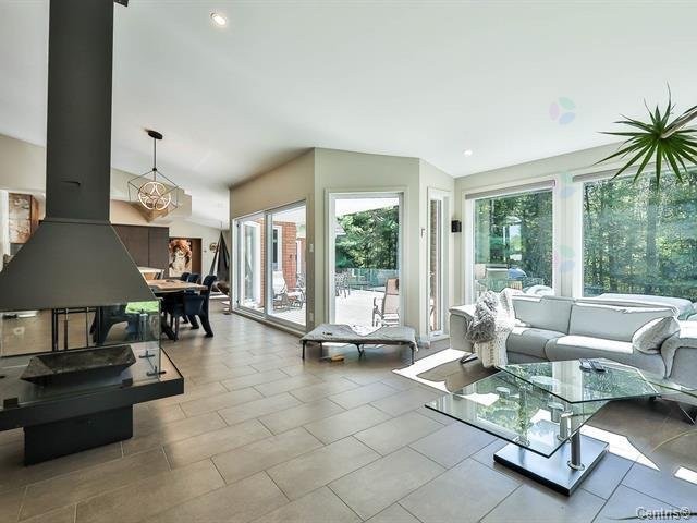 









59


Ch. Wright

,
Chelsea,




QC
J9B1M2

