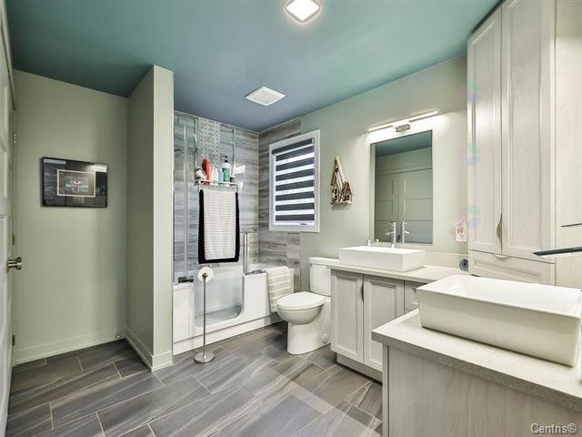 









59


Ch. Wright

,
Chelsea,




QC
J9B1M2

