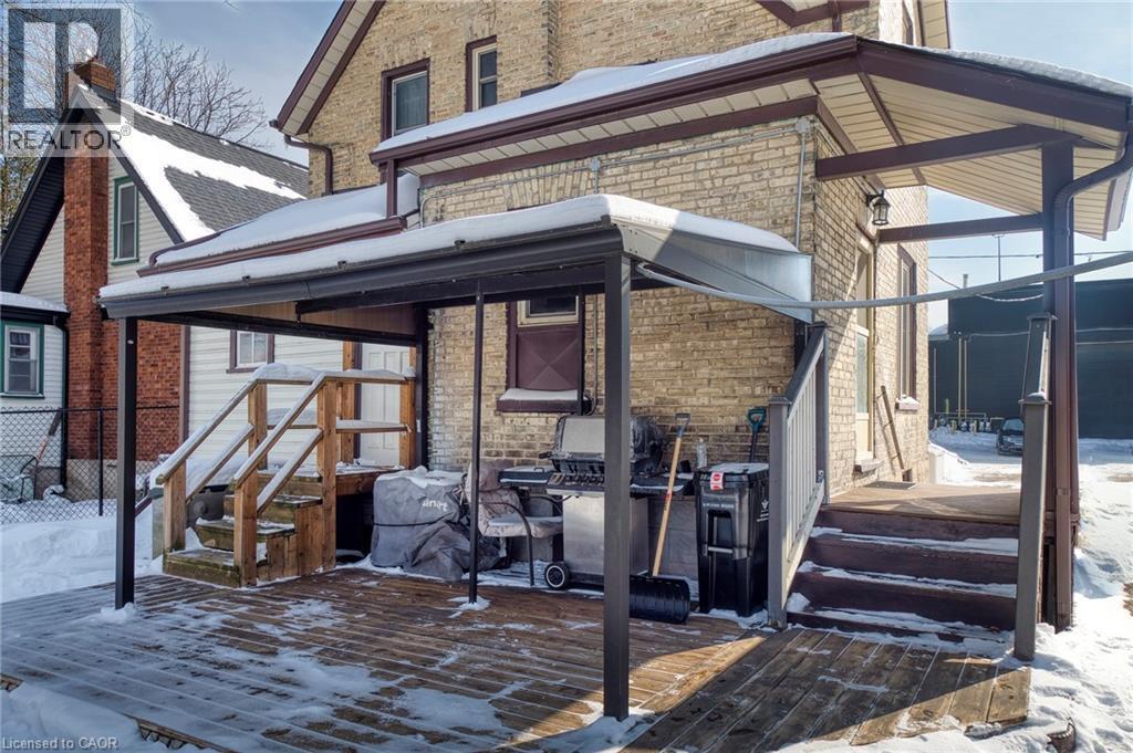 












392 BREITHAUPT Street

,
Kitchener,




Ontario
N2H5H9

