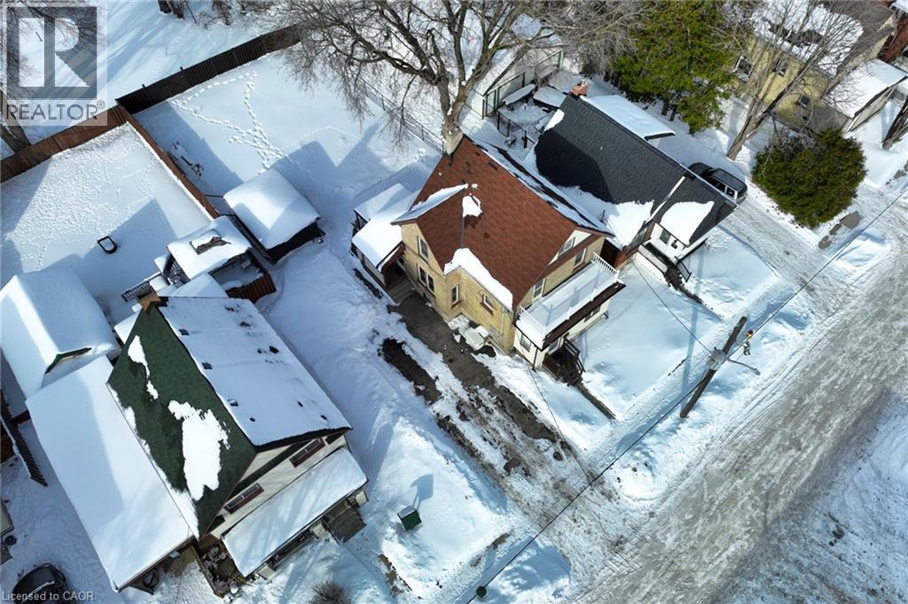 












392 BREITHAUPT Street

,
Kitchener,




Ontario
N2H5H9

