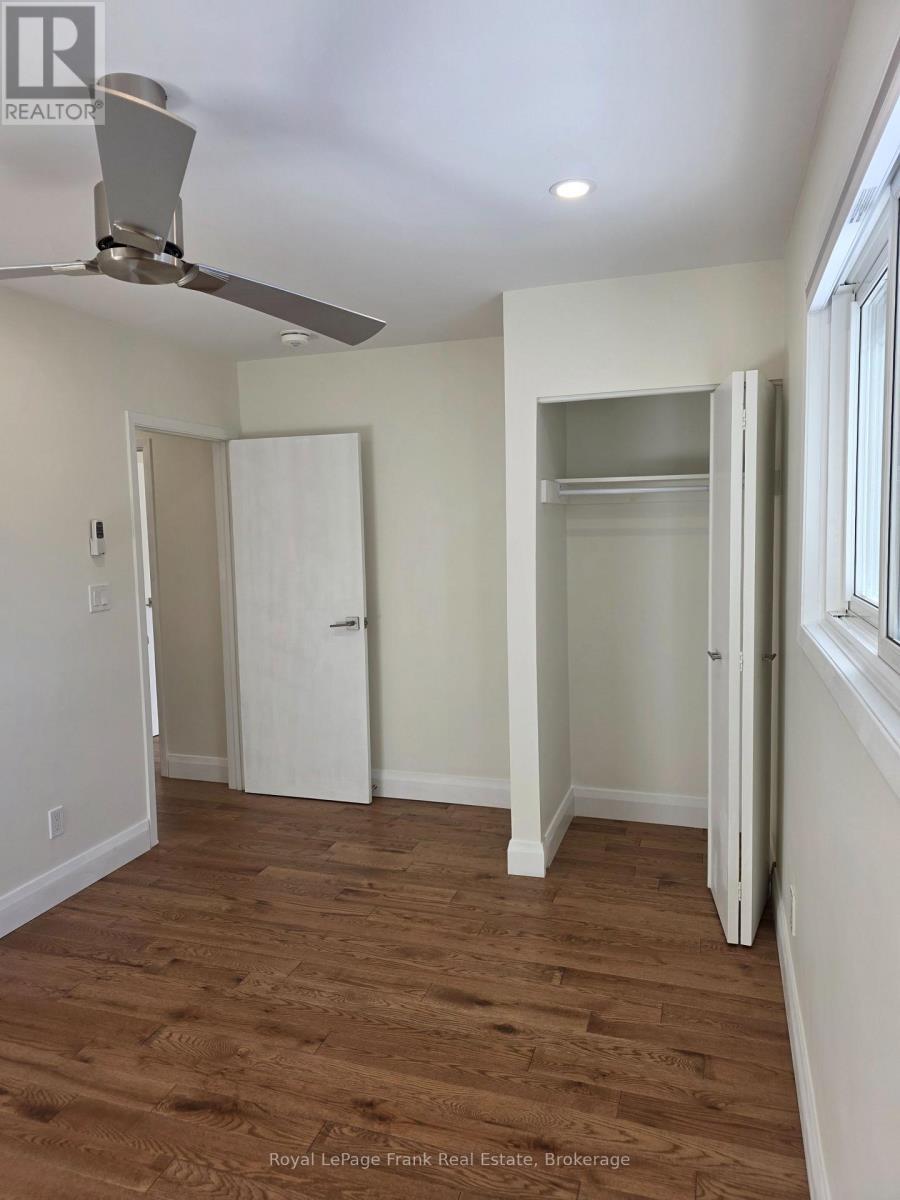 












660A CHIPMUNK STREET

,
Pickering,




Ontario
L1W2W1

