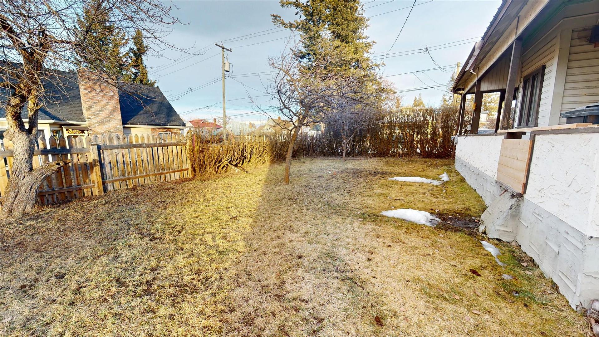 









227


9th

Avenue,
Cranbrook,




BC
V1C 2M4

